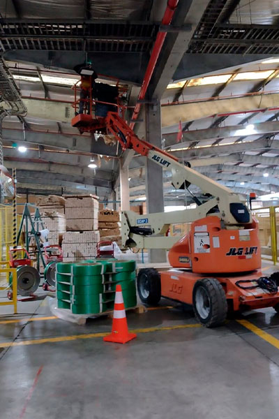 Mantención e instalación de equipos de aire acondicionado (AACC)